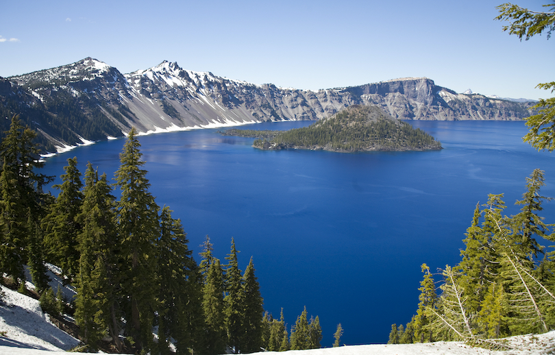 Discover the Wonders of Oregon: From Ashland to Crater Lake