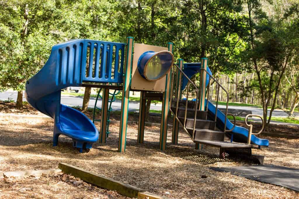 Explore the variety of family-friendly parks throughout Oregon City.