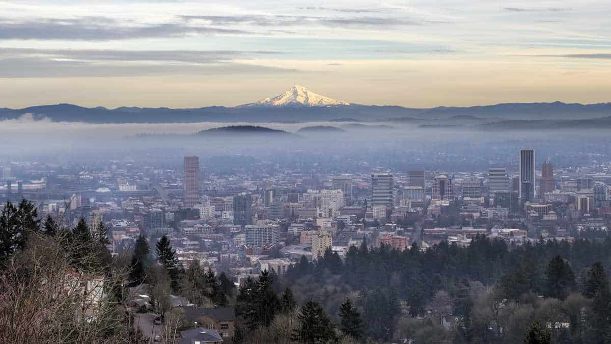 Discover the top hotels in Oregon City, Oregon, for every traveler.