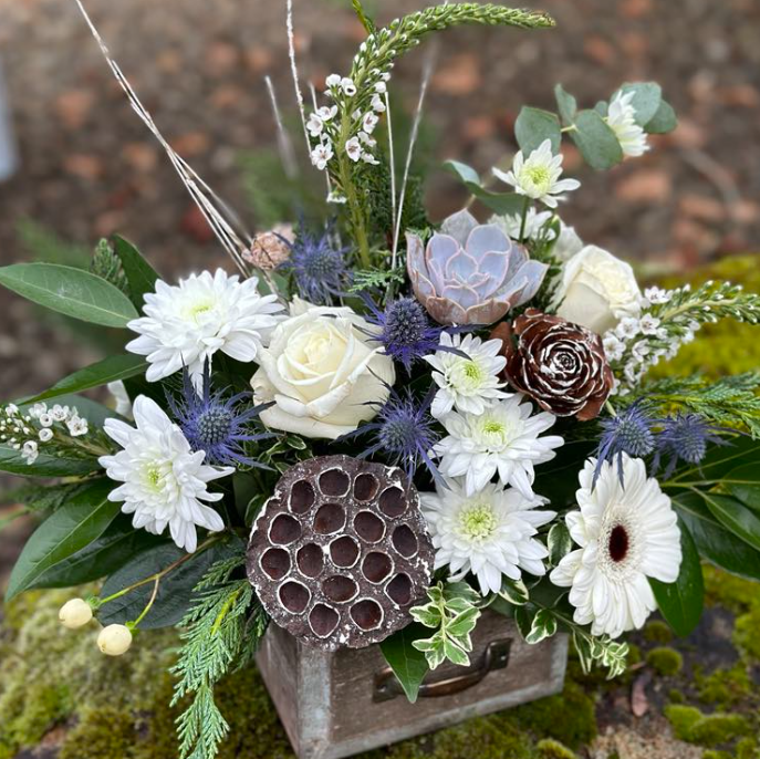 Winter Wonderland Floral Workshop - at Trail Distilling in Oregon City, OR on January19, 2025