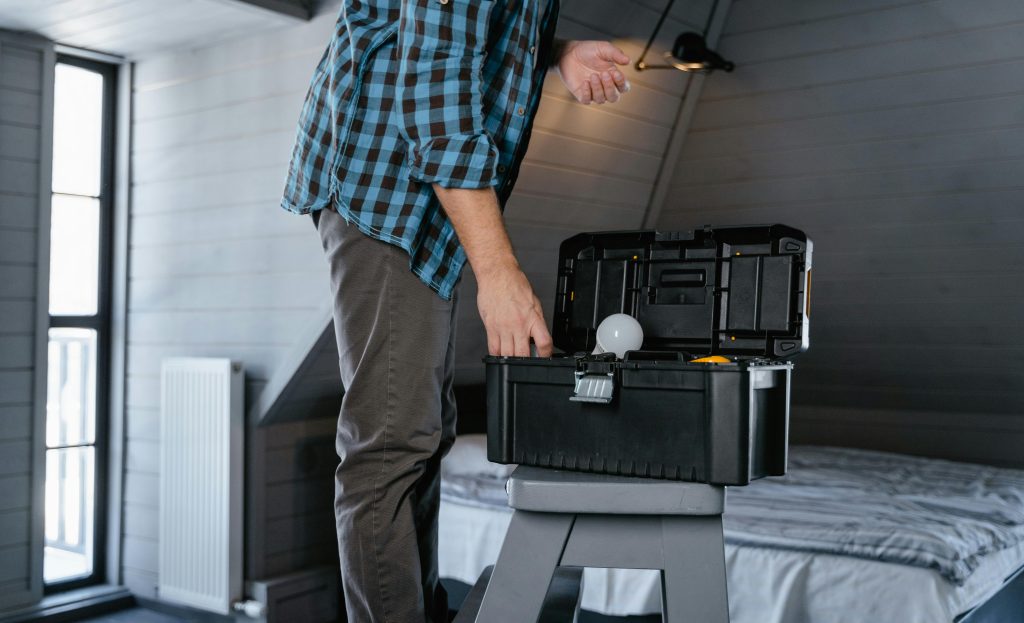 Home Repair and Maintenance services