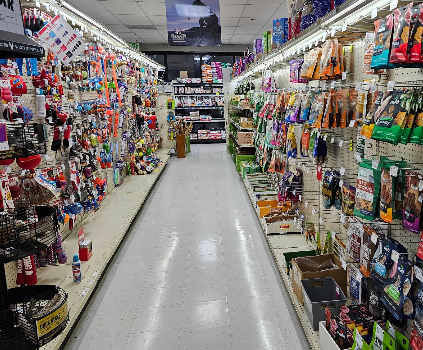 Animal House Pet Shop & Supplies in Oregon City, OR